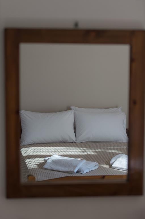 Nikolatos Apartments Лонгос Екстериор снимка