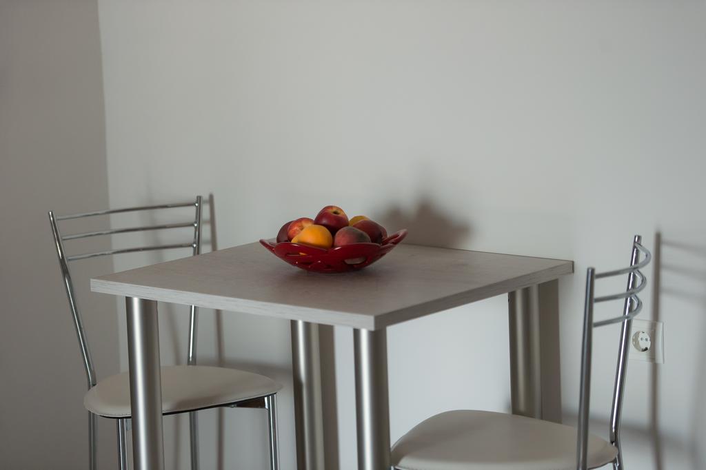 Nikolatos Apartments Лонгос Екстериор снимка